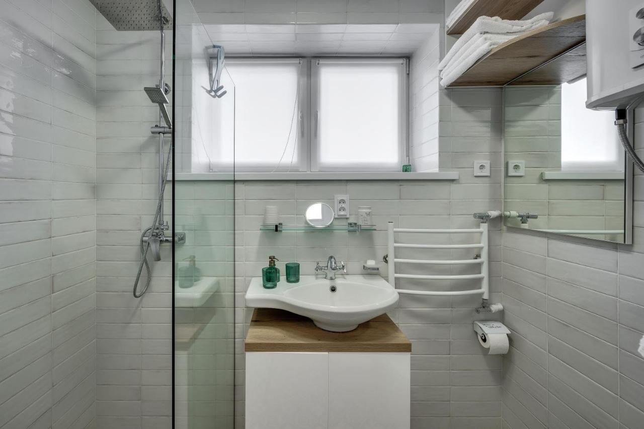 White Apartment Scandinavian Style Zaporizhia 외부 사진