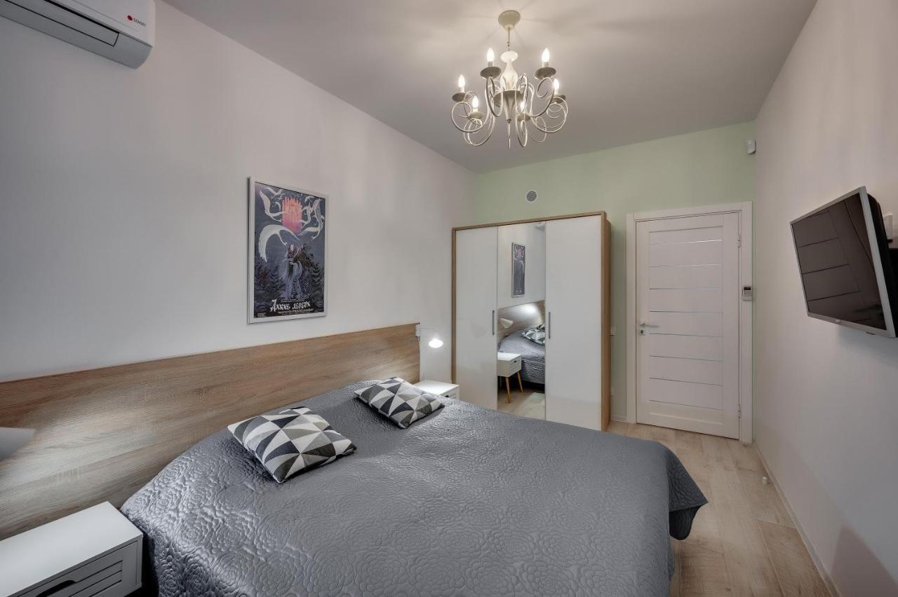White Apartment Scandinavian Style Zaporizhia 외부 사진